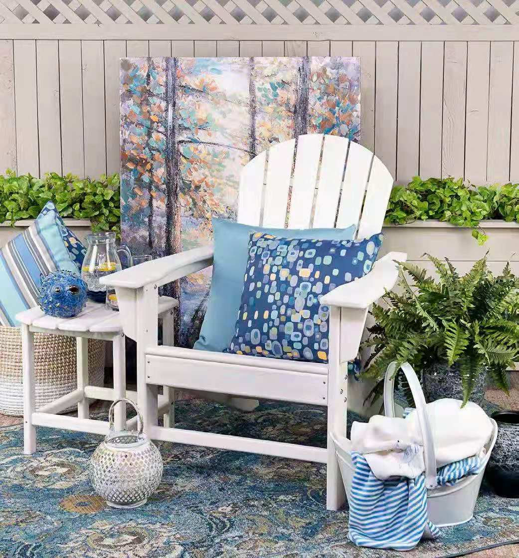 Adirondack chairs front porch hot sale